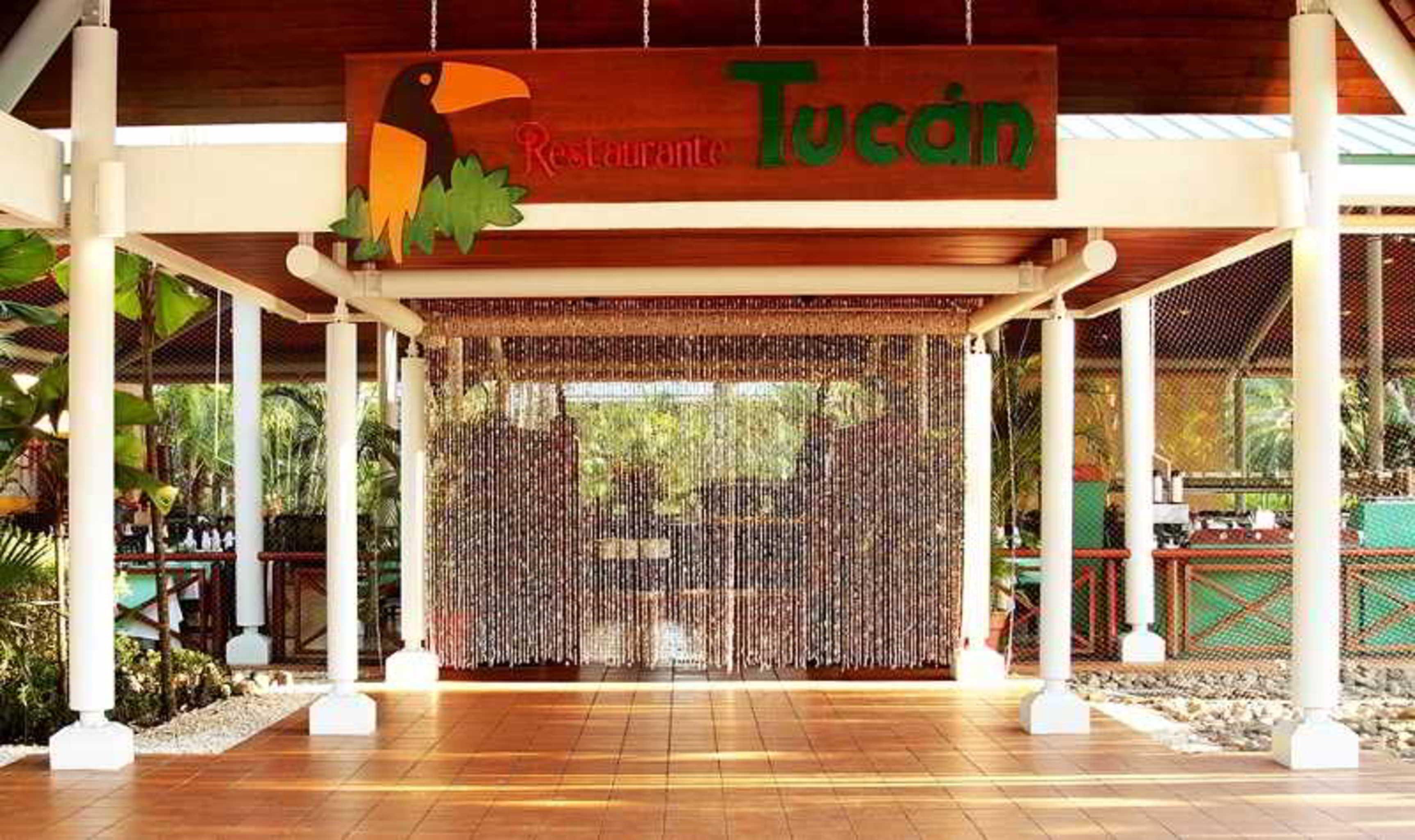 Barcelo Tambor Hotell Tambor  Exteriör bild Restaurant Tukan