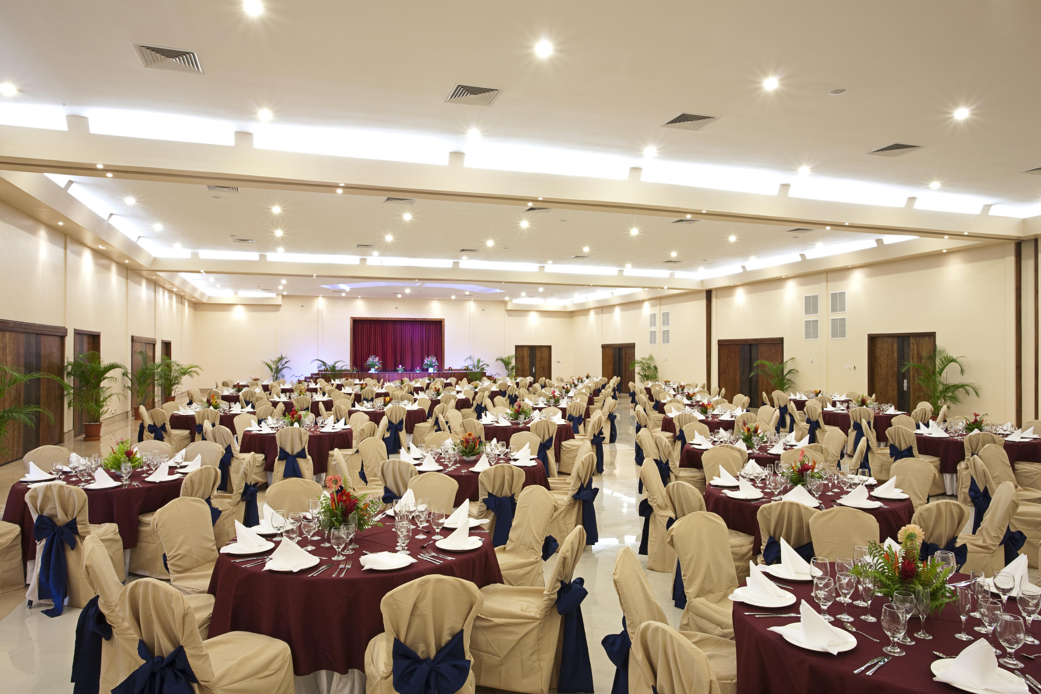 Barcelo Tambor Hotell Tambor  Exteriör bild A banquet hall